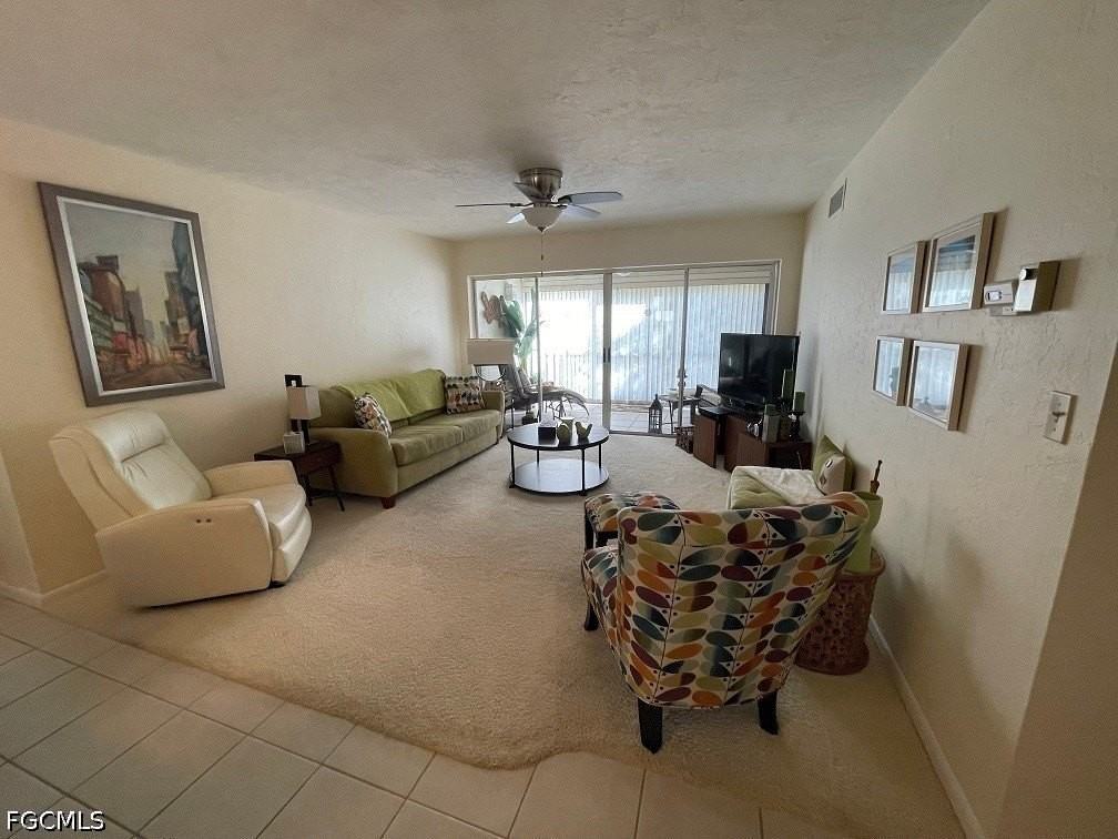 4417 Spanker Ct #1A - Photo 4 of 22