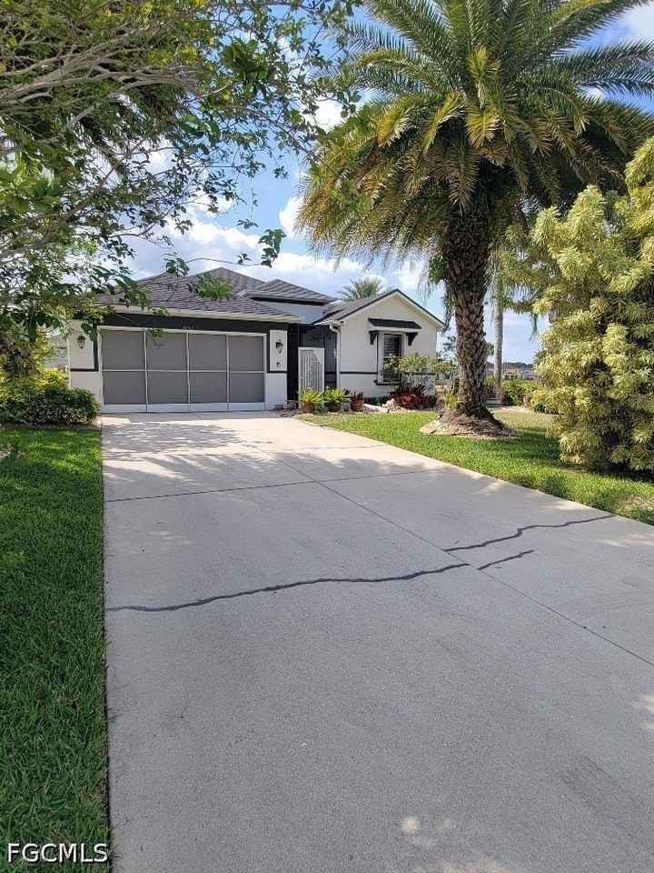 18167 Horizon View Blvd - Photo 3 of 38