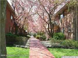 featured image of 400 Sairs Ave