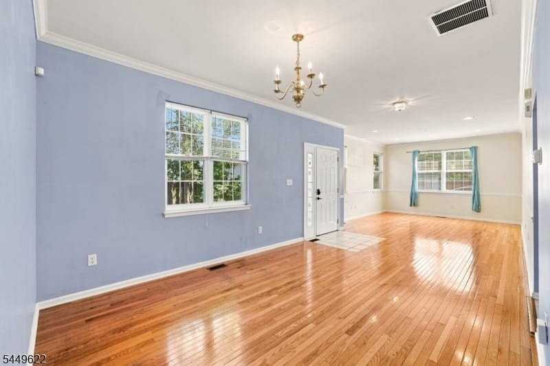 315 Birch Ct - Photo 5 of 20