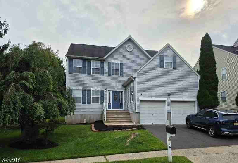 36 Wexford Way - Photo 2 of 28