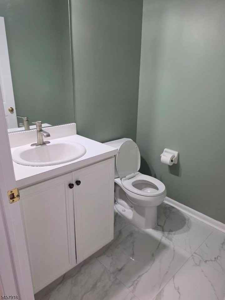 36 Wexford Way - Photo 7 of 28