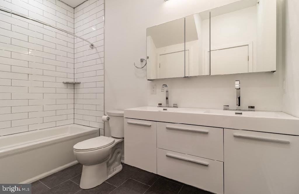 2137 E Firth St - Photo 5 of 12