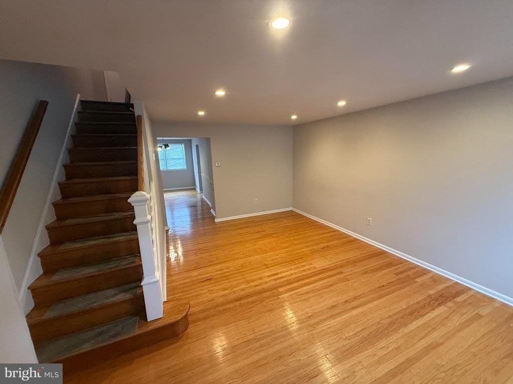 320 Ripka St - Photo 5 of 29