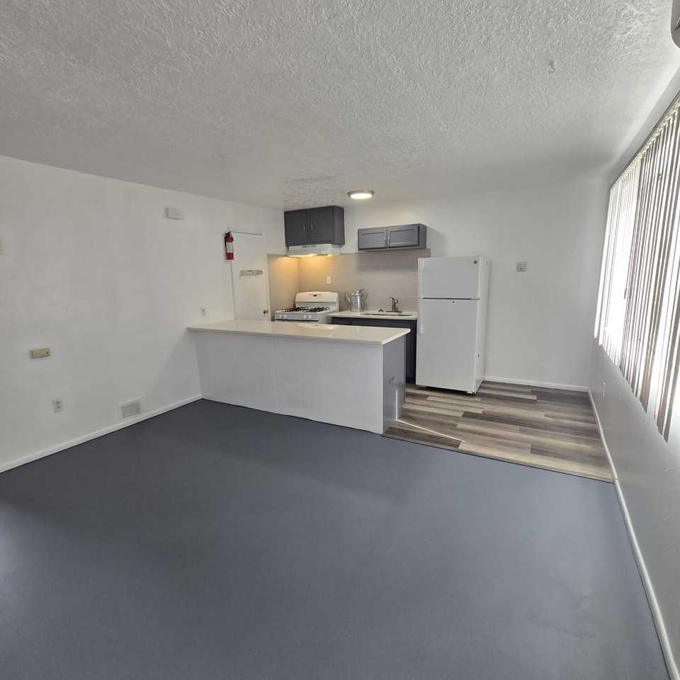358 Pueblo Solano Rd Nw #8 - Photo 4 of 22