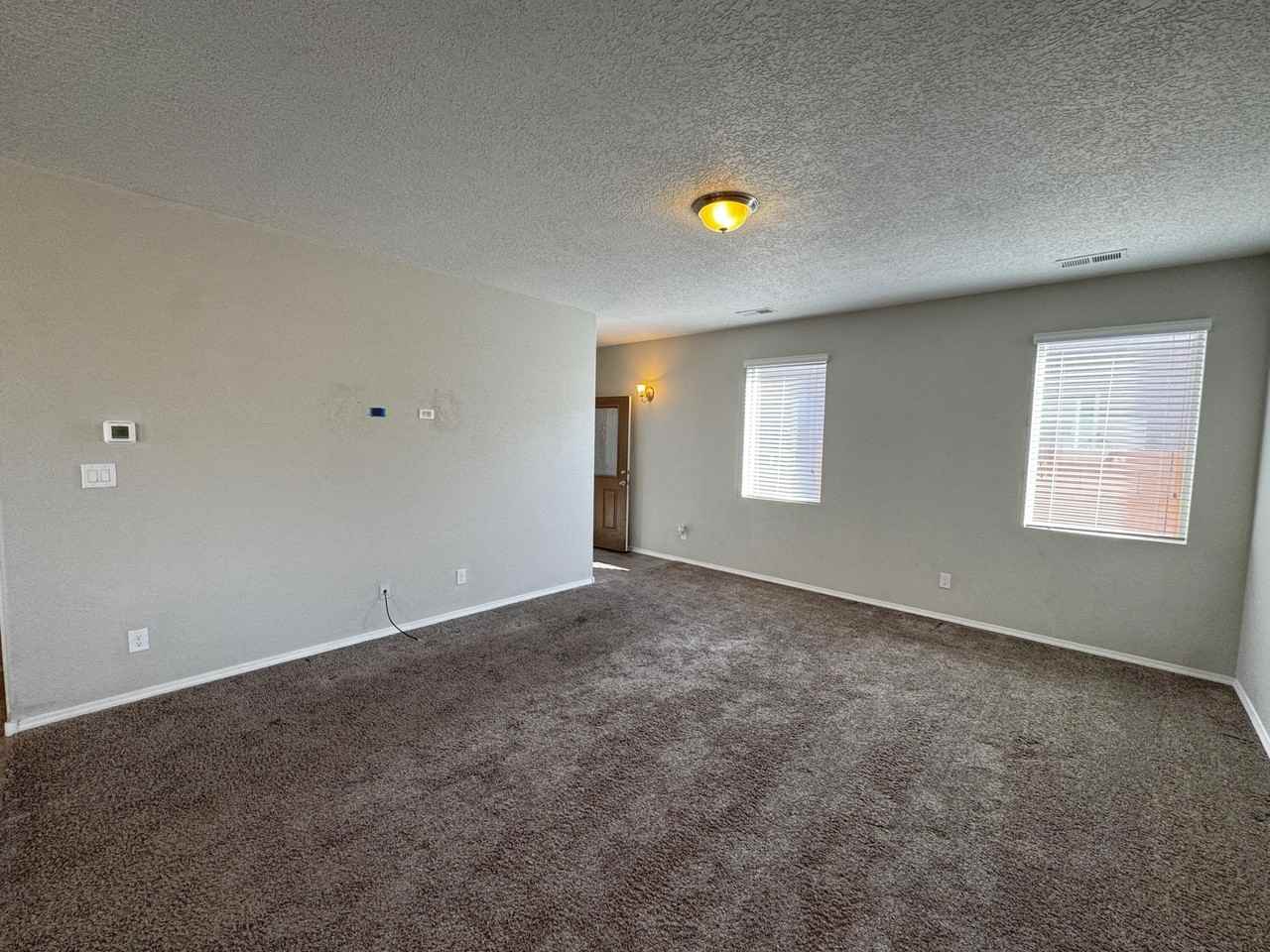 6732 Oro Valley Rd Nw - Photo 5 of 39