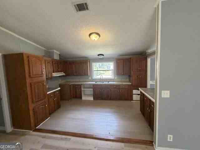 1094 Harrison Rd - Photo 3 of 25