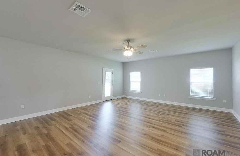 13730 Willowmore Dr - Photo 3 of 19