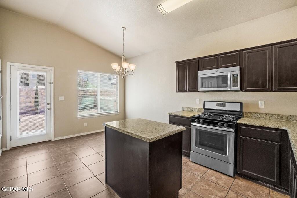 2932 Pino Triste Dr - Photo 5 of 43