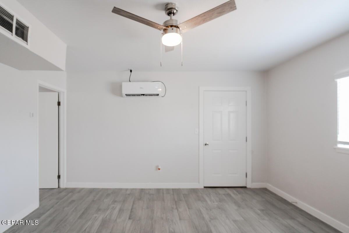 2523 Nations Ave #B - Photo 4 of 11