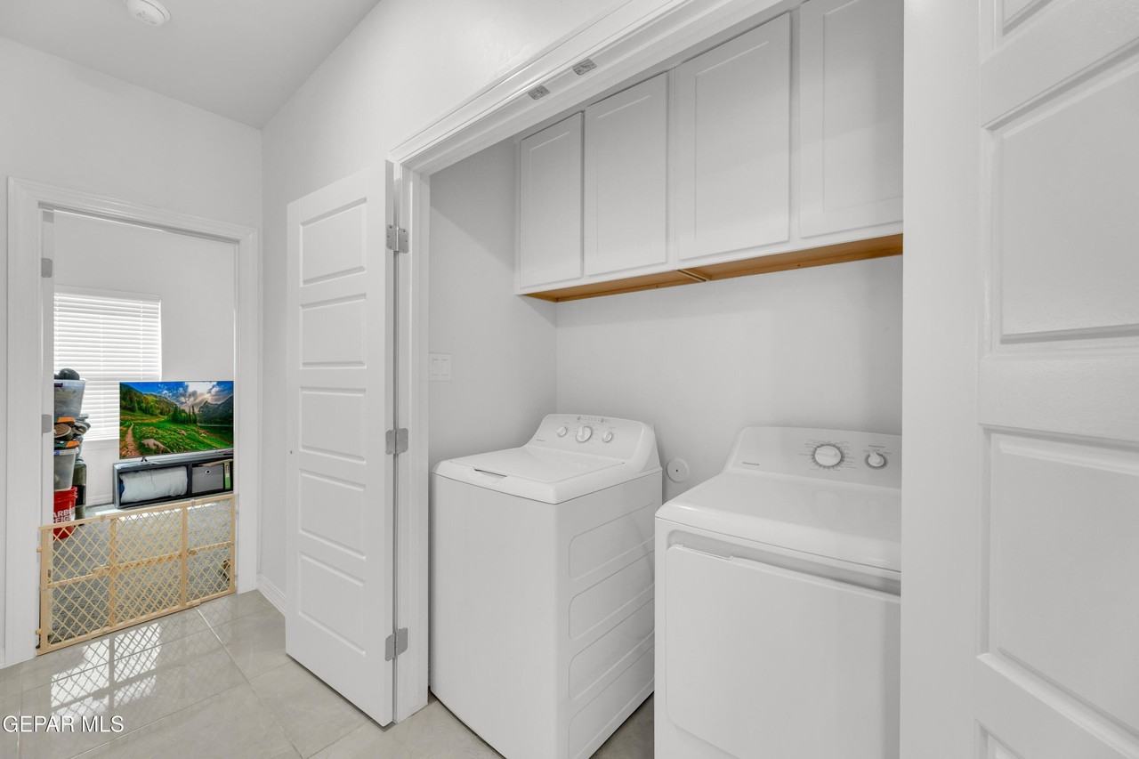 14423 Kayla Mia Dr - Photo 4 of 30