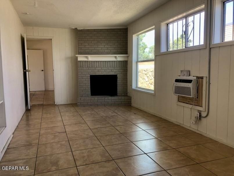 2709 Frankfort Ave #B - Photo 4 of 11
