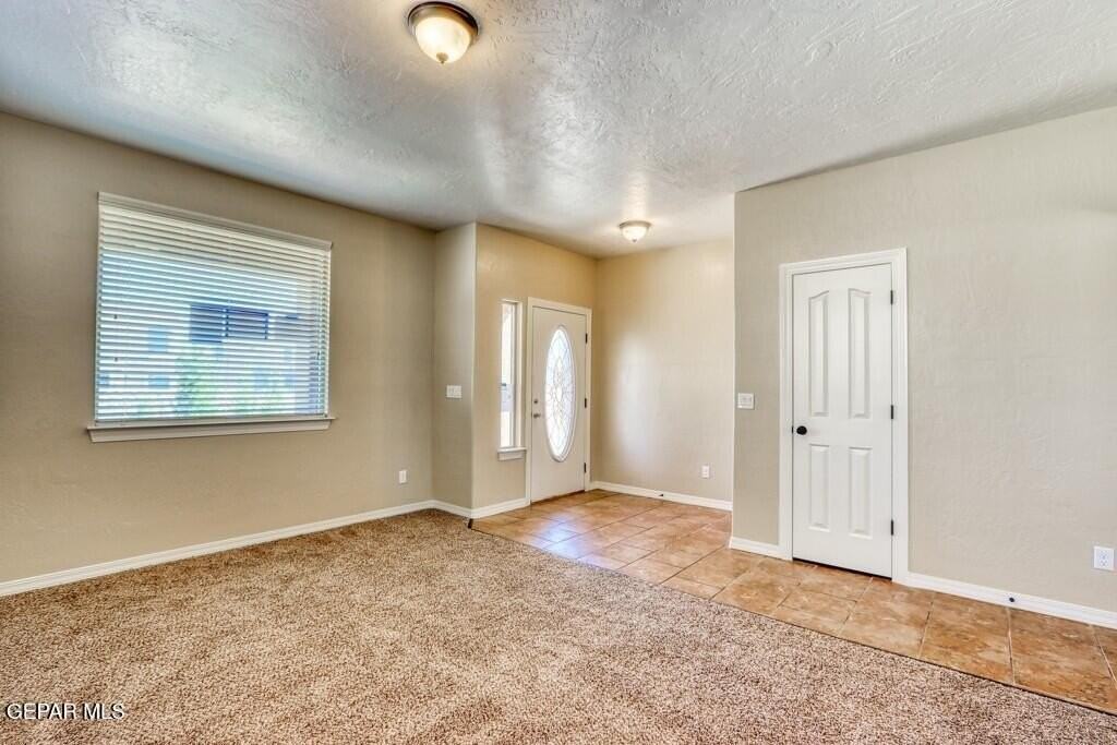 13272 Emerald Glen St - Photo 5 of 50