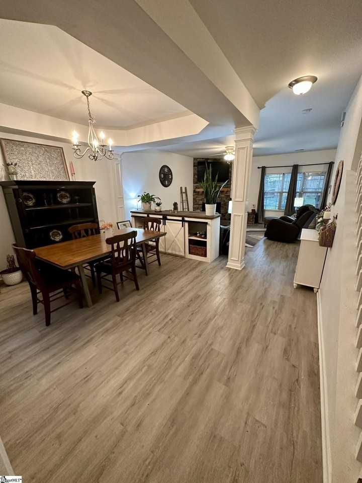 213 Werninger Ct - Photo 6 of 36