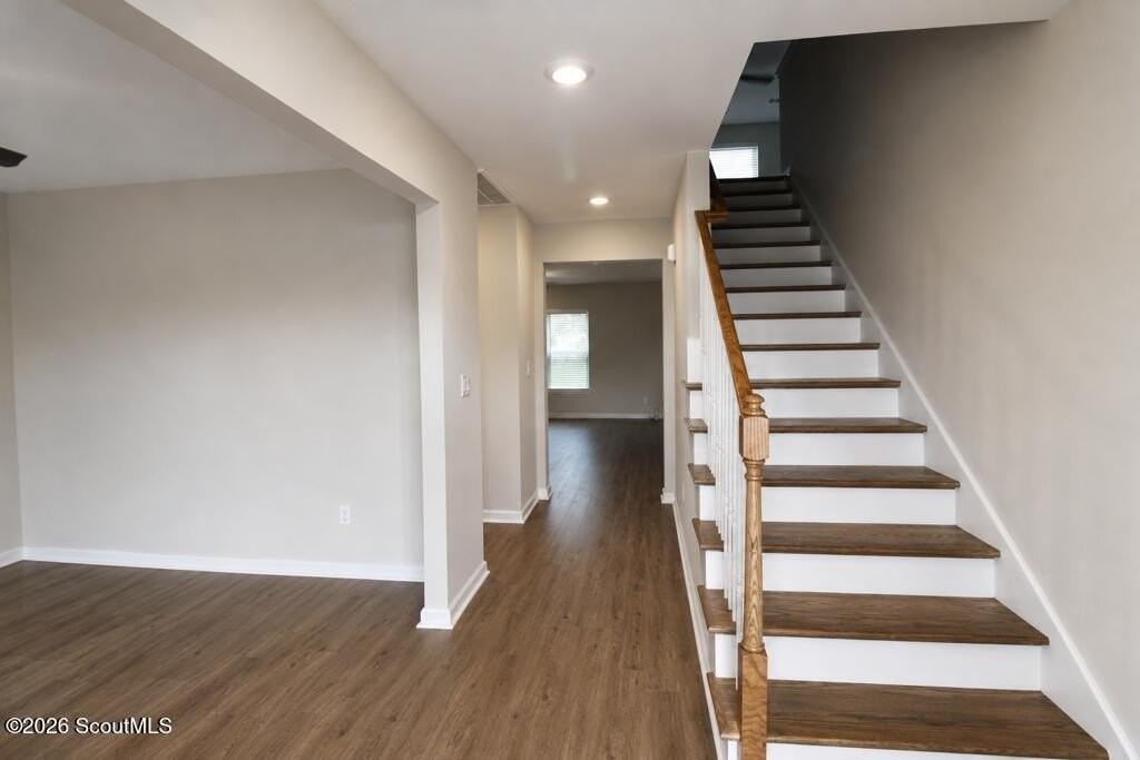 10063 Woodland Cv - Photo 2 of 22