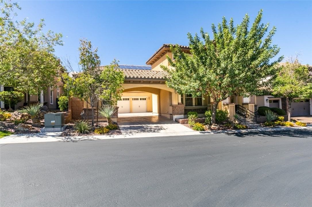 2713 Cyrano St - Photo 2 of 50