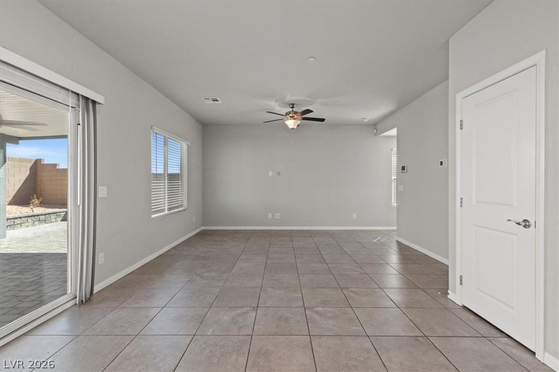 7910 Diamond Sky Ave - Photo 7 of 28
