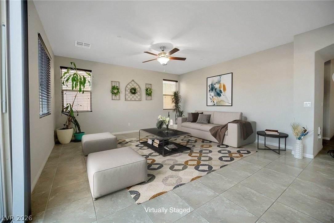 2332 Mundare Dr - Photo 3 of 39
