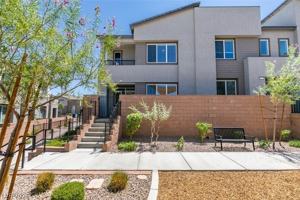 featured image of 1031 Valeria Ridge Ln