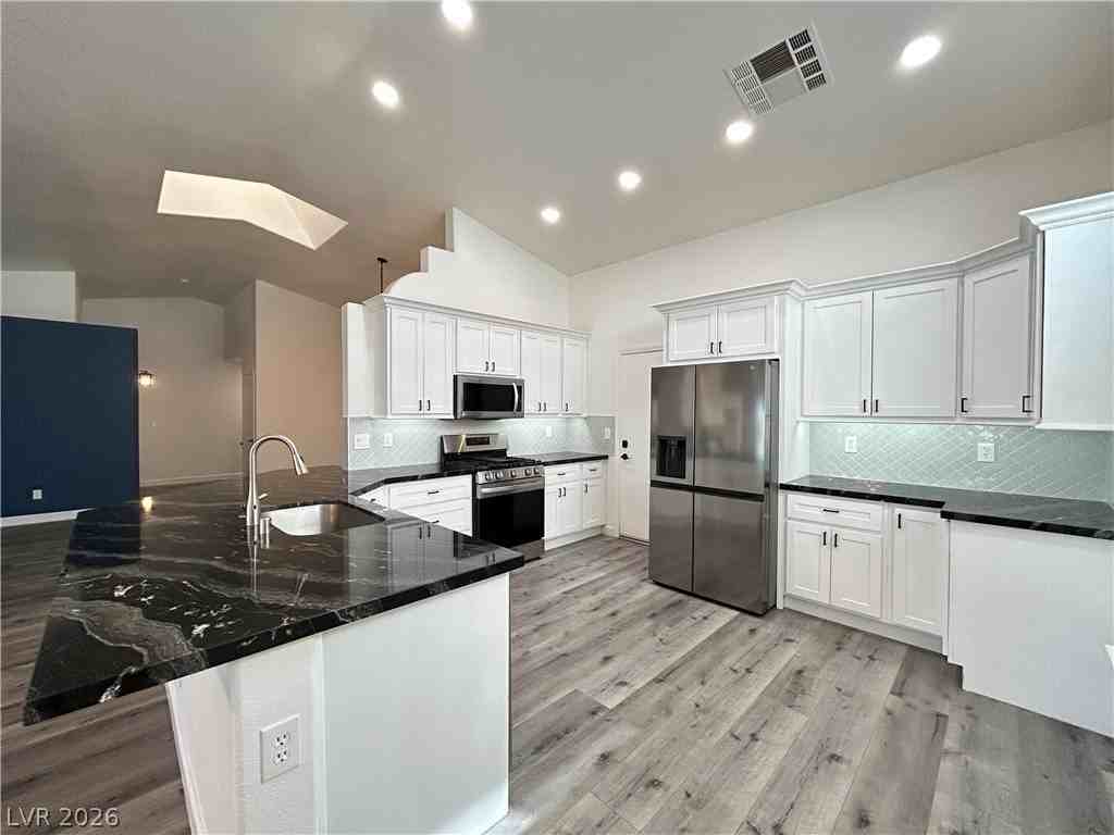 218 Black Eagle Ave - Photo 5 of 23