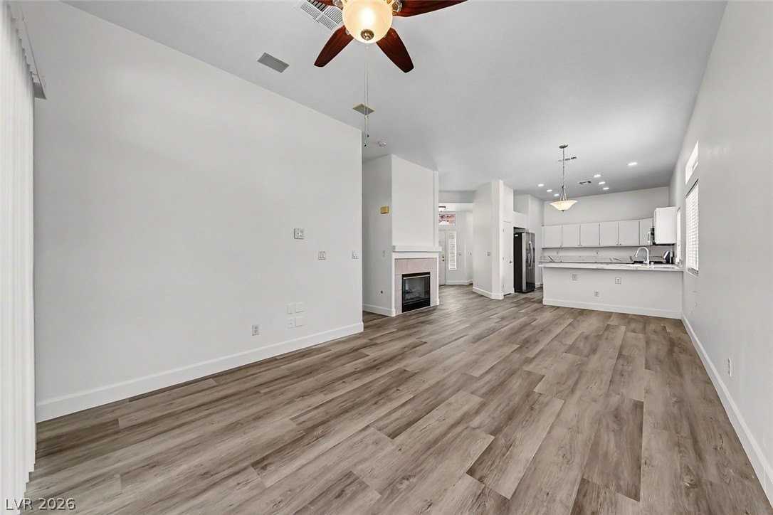 25 Alyson Pond Cir #0 - Photo 3 of 40