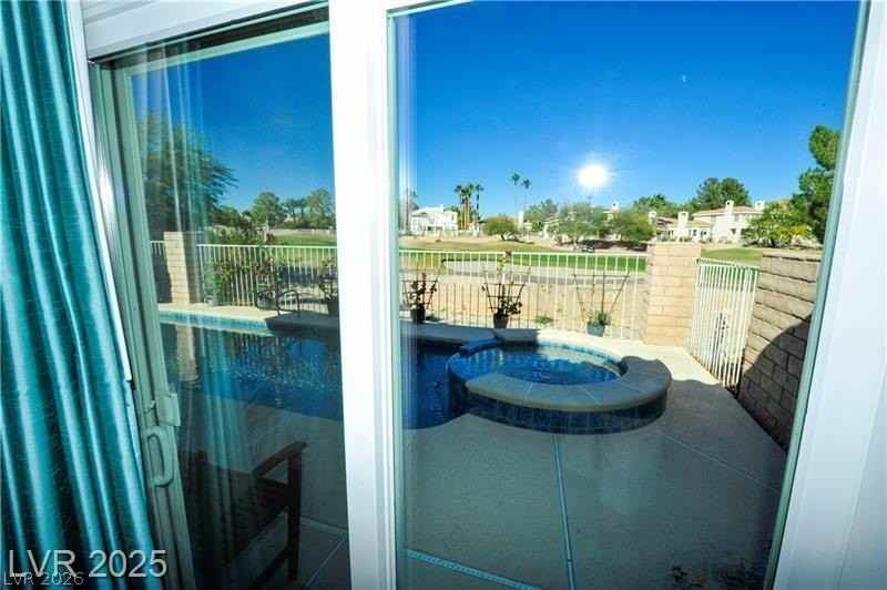 7920 Ben Hogan Dr - Photo 5 of 13