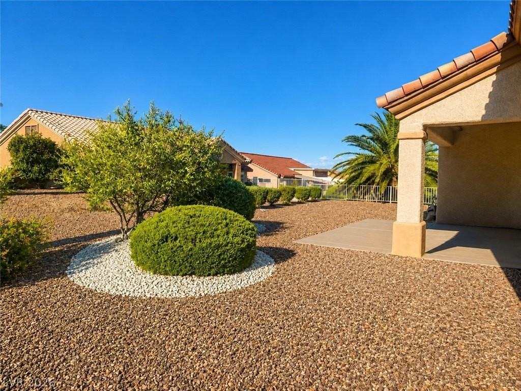 10720 Clear Meadows Dr - Photo 7 of 13