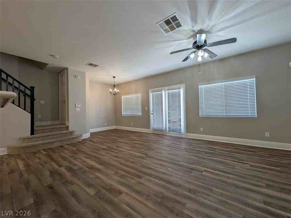 3313 Jamaica Princess Pl #2 - Photo 5 of 31