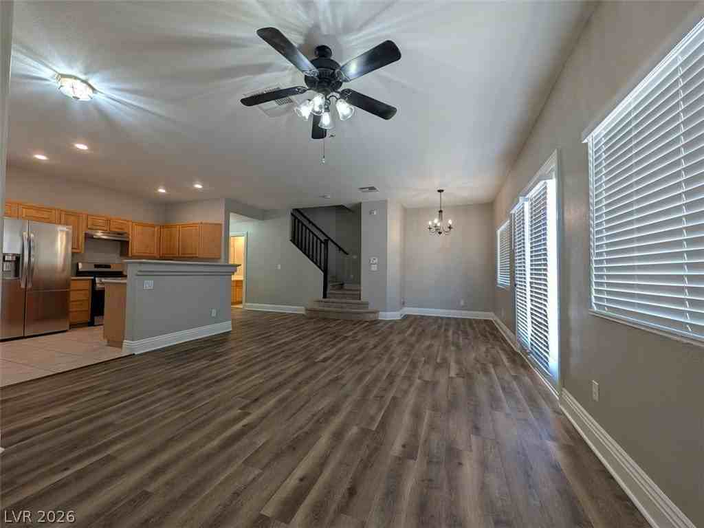 3313 Jamaica Princess Pl #2 - Photo 6 of 31