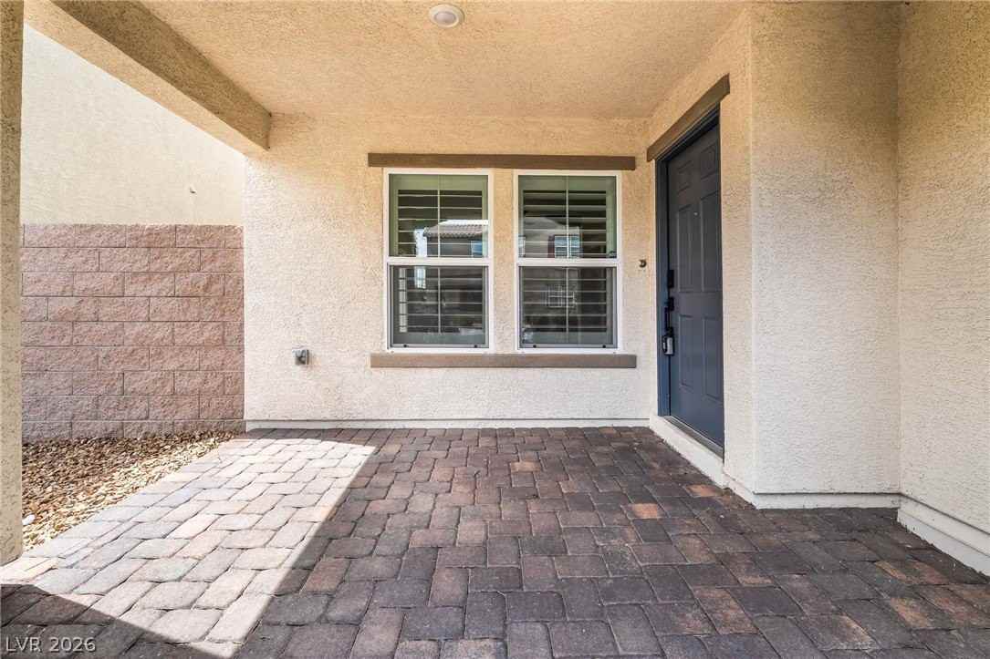 3761 Scafati Ave - Photo 3 of 33