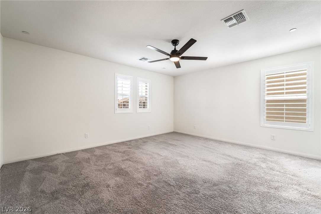 3761 Scafati Ave - Photo 5 of 33