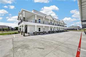 featured image of 220 W VFW Avenue #4
