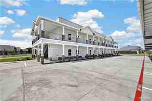 220 W VFW Avenue #7 - Photo 1 of 1