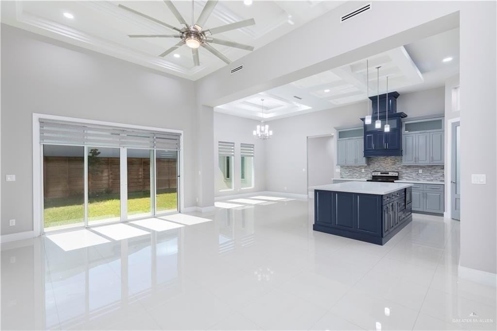 Pelican Ave - Photo 4 of 19