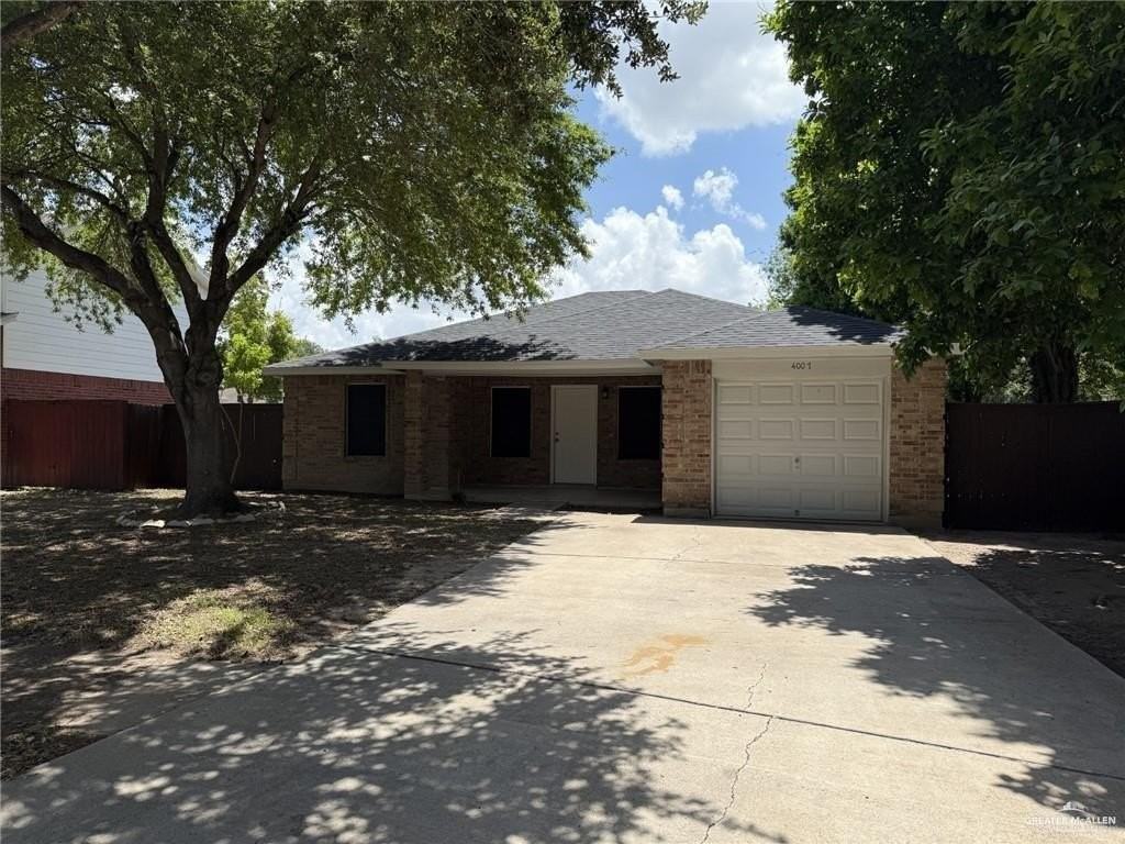 4007 Santa Fabiola St - Photo 2 of 16