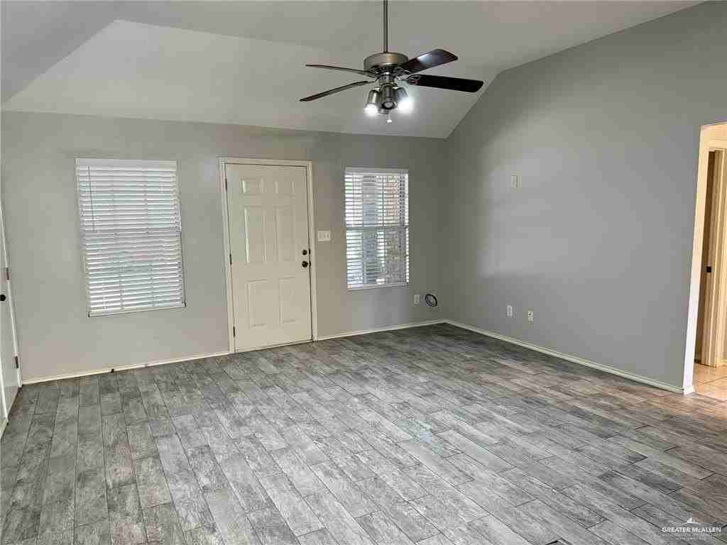 4007 Santa Fabiola St - Photo 7 of 16