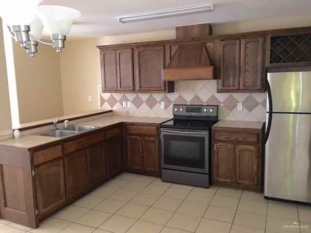 1602 Omni - Photo 3 of 13