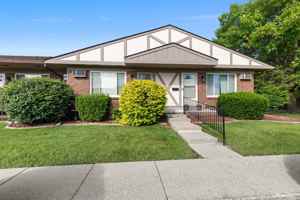 featured image of 25352 Potomac Dr #7