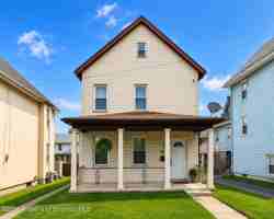 featured image of 1102 Prescott Ave
