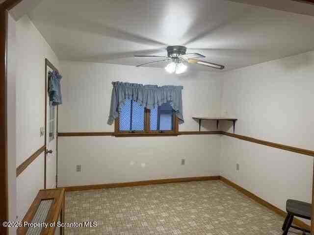 1102 Prescott Ave - Photo 7 of 18