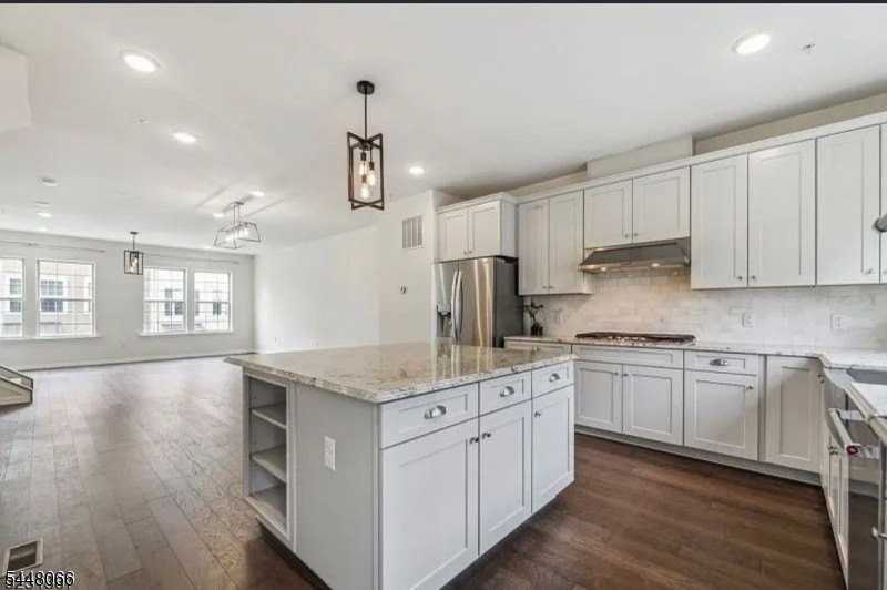 4 Braeburn Ct - Photo 3 of 22