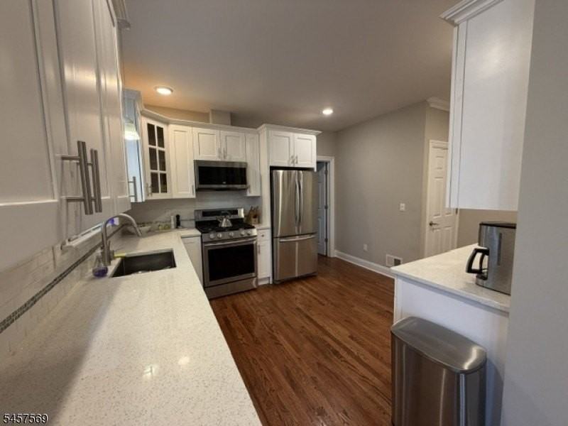 119 Claremont Ave #1 - Photo 5 of 13