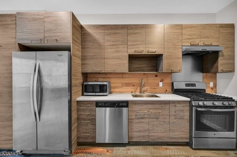 180 Spring St #203 - Photo 5 of 20