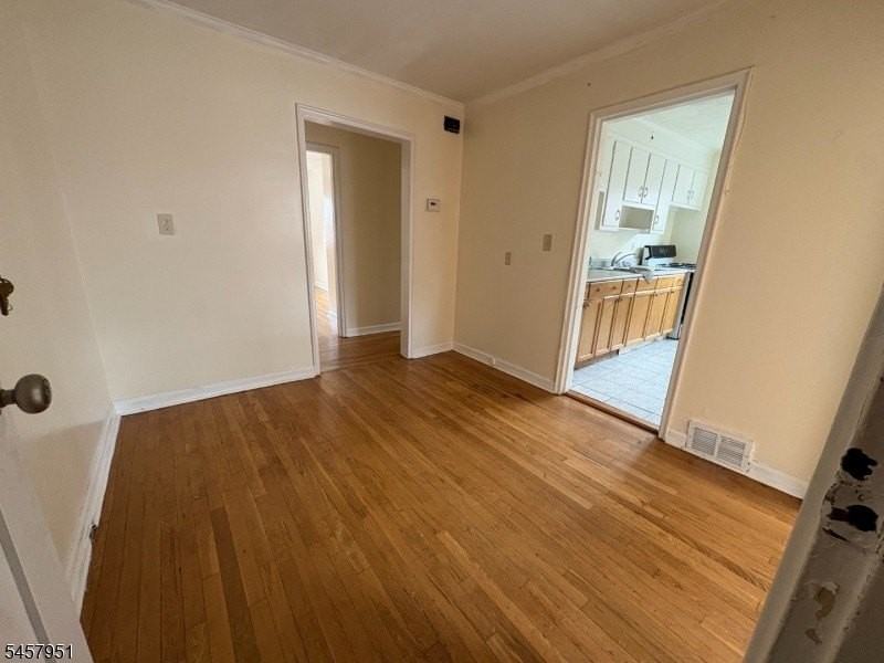 138 Midland Pl