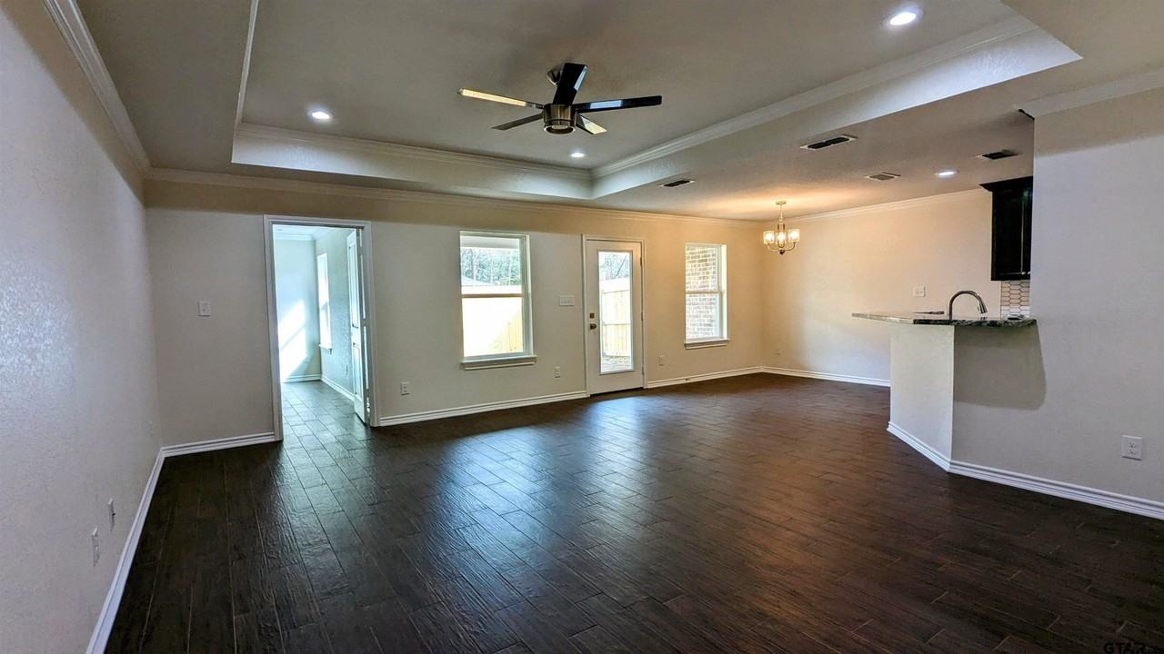 11086 County Road 167 - Photo 5 of 17
