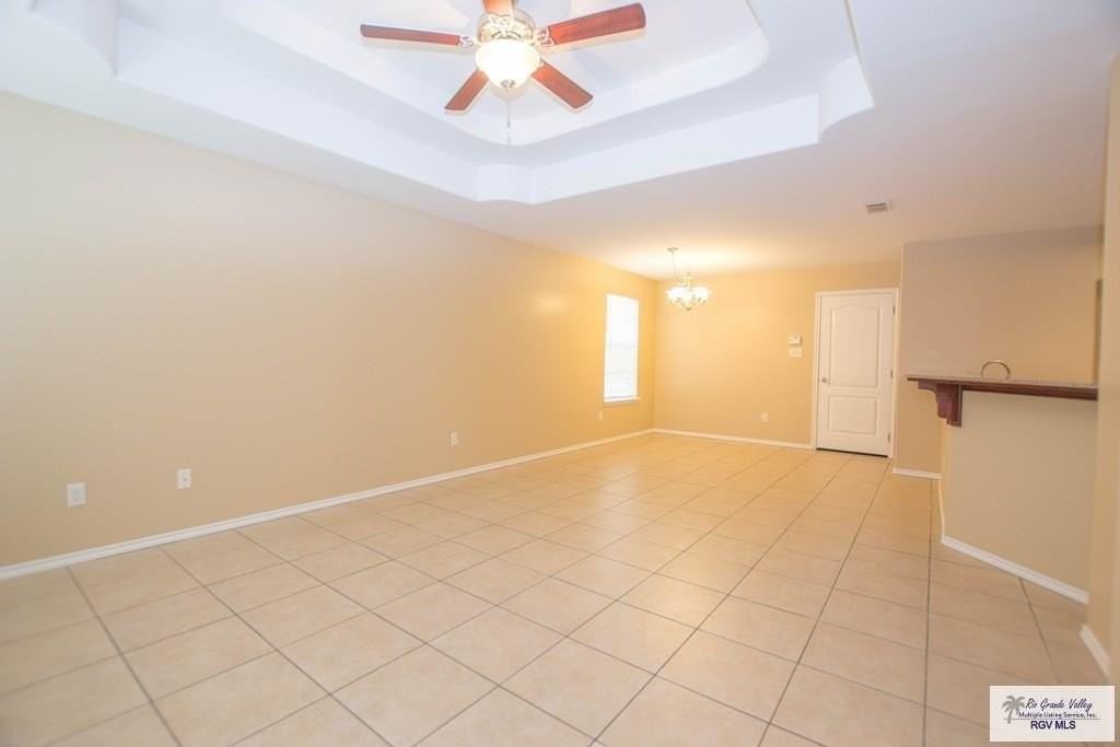 2214 Treasure Haven Dr - Photo 4 of 12