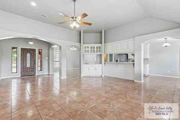 6202 Santa Lucia Dr - Photo 2 of 17