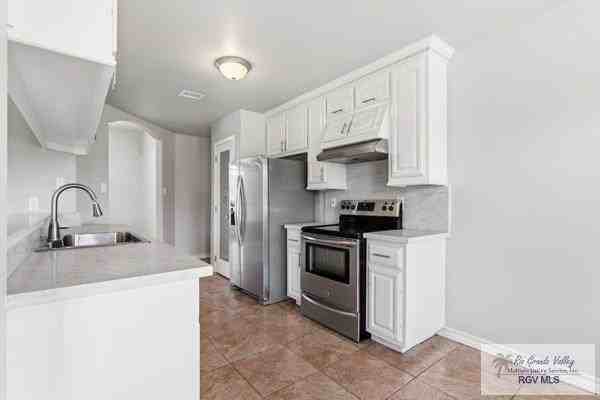 6202 Santa Lucia Dr - Photo 6 of 17