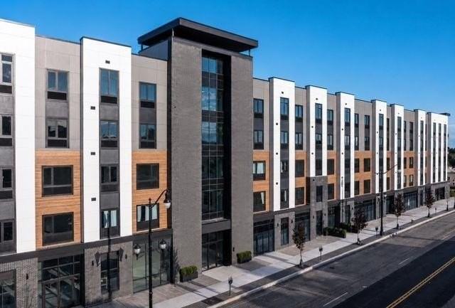 74 Washington Ave #529