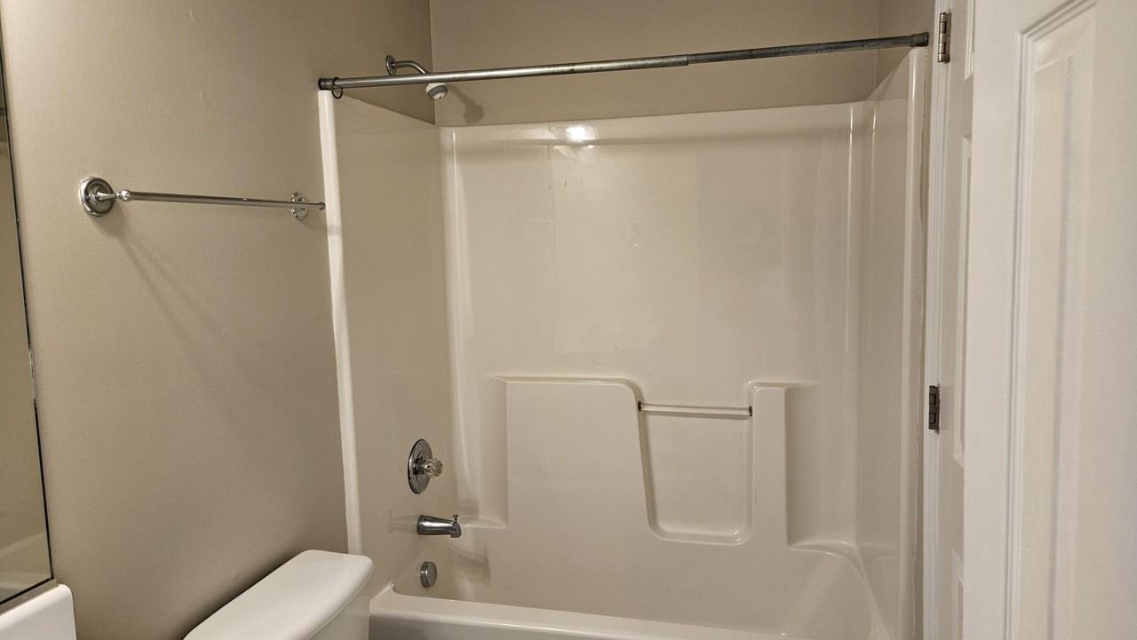 2246 Bridgeton Rd - Photo 7 of 7